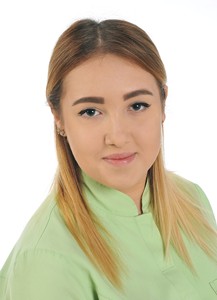 Karina Zwierzchowska - Asystentka Densmed